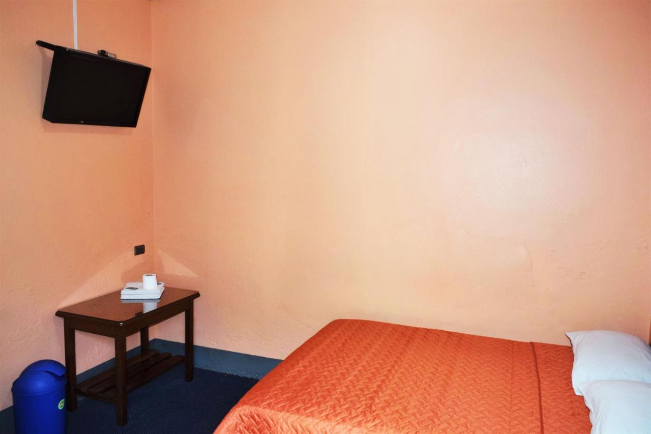 Hotel Asuncion Гватемала Экстерьер фото